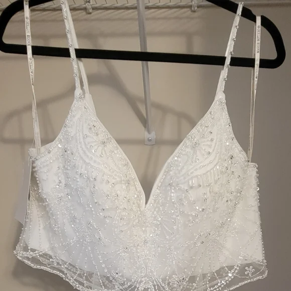 Wedding Dress - Picture 3 of 7